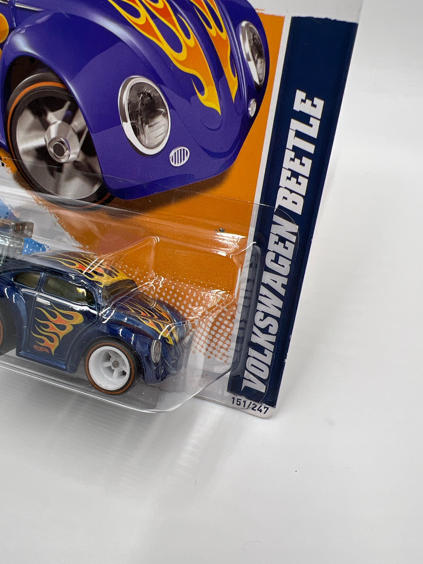 2012 Hot Wheels Super Treasure Hunt #151 Volkswagen Beetle Blue W/Protector