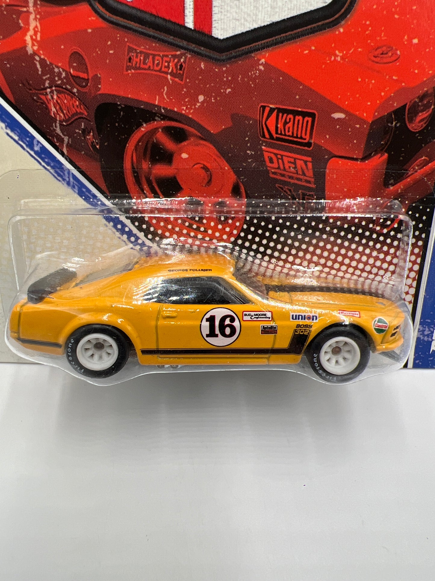 Hot Wheels Premium Vintage Racing #9 George Follmers 70 Mustang Boss 302 Yellow W/Protector