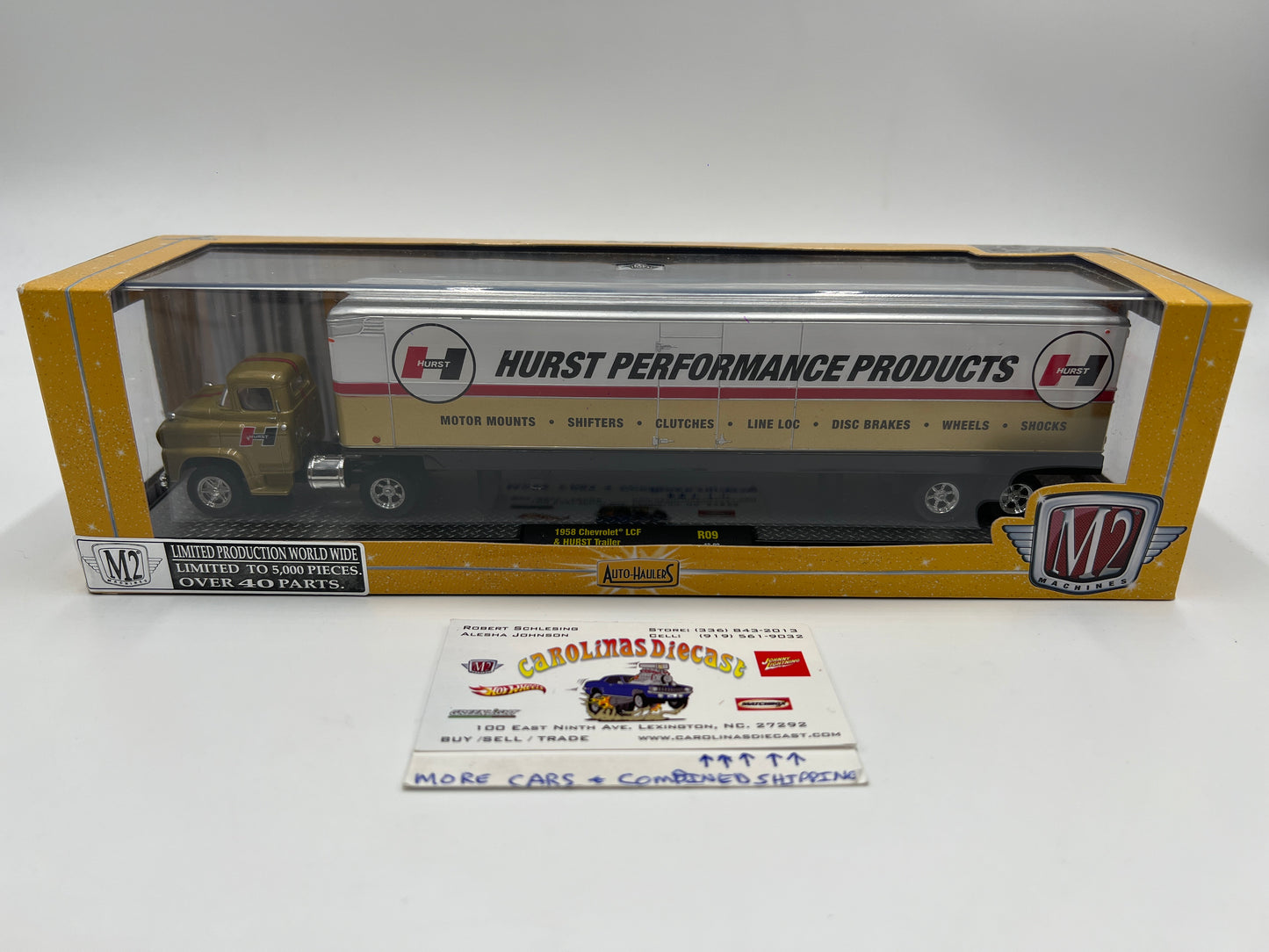 M2 Machines Auto Haulers Hurst 1958 Chevrolet LCF & Hurst Trailer R09 13-02