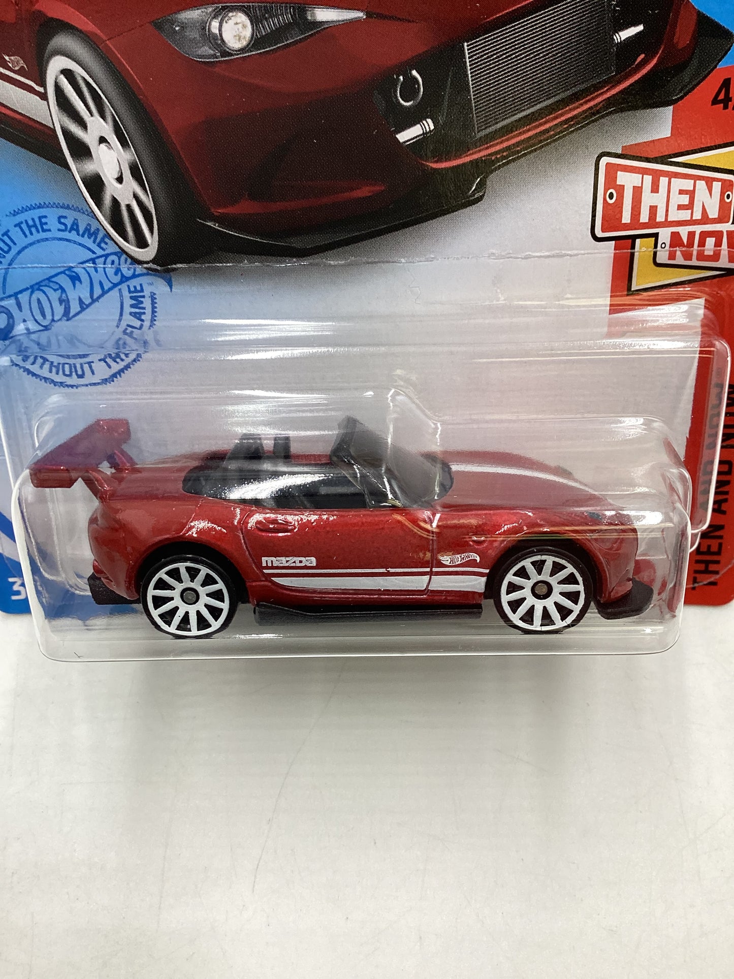 2021 Hot Wheels #129 15 Mazda MX-5 Miata Red Vein 86A