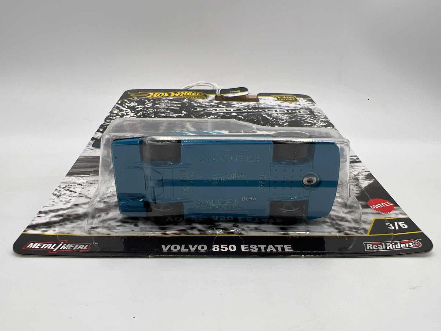 2025 Hot Wheels Car Culture Premium Fast Wagons #3 Volvo 850 Estate Blue/White 259E