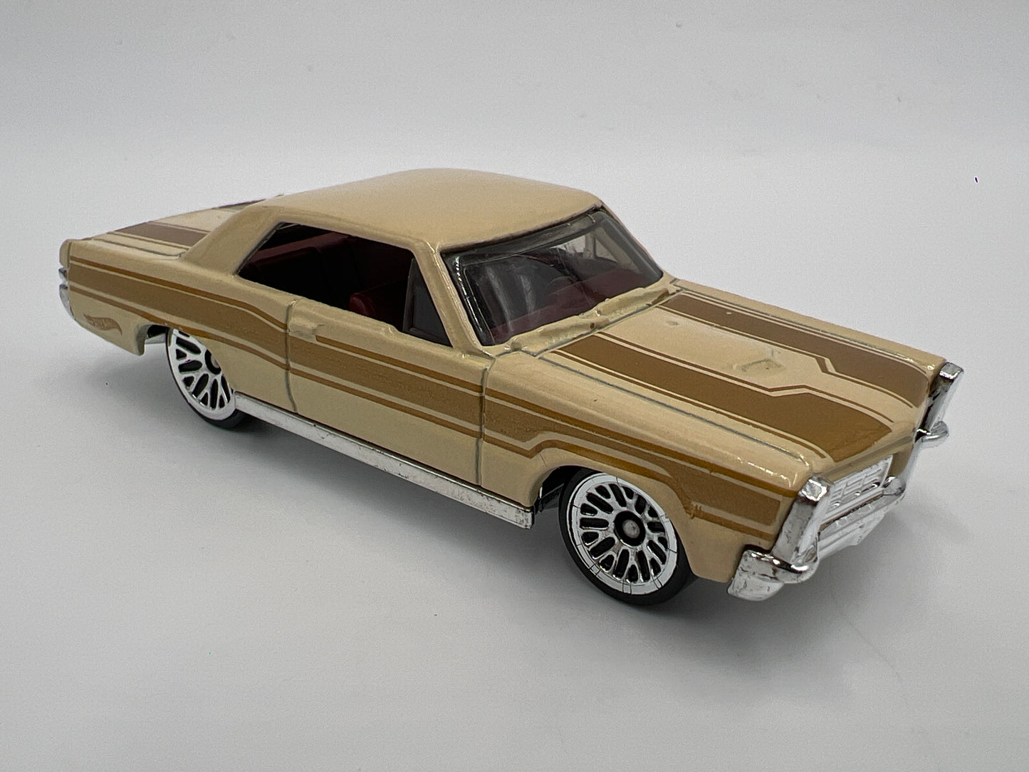 Hot Wheels 1/64 Multipack Exclusive 65 Pontiac GTO Tan Loose
