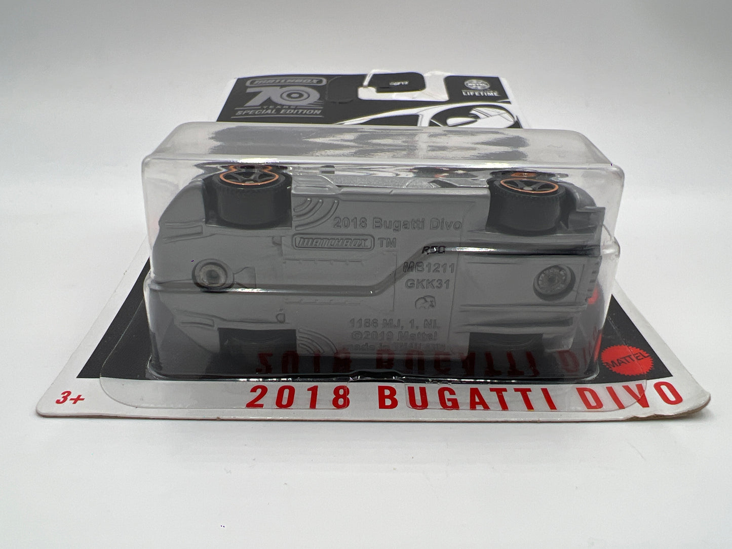 Matchbox 70 Years Special Edition #4 2018 Bugatti Divo Silver 56i