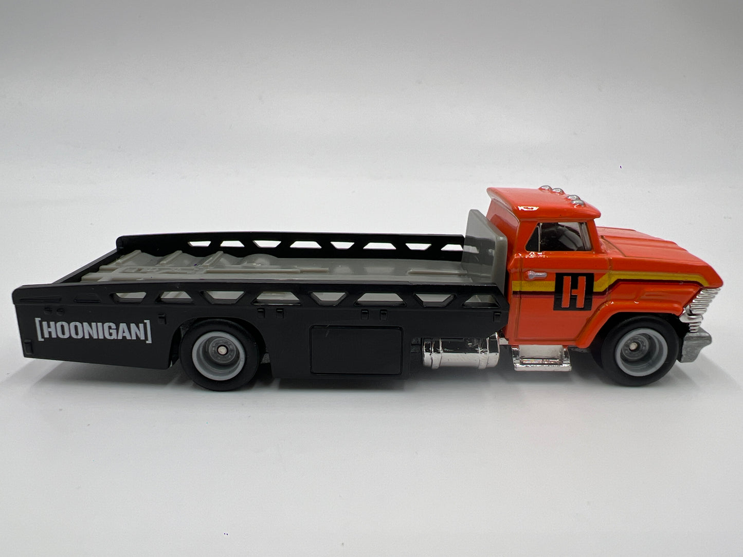 Hot Wheels 1/64 Premium Team Transport #31 Volkswagen Baja Bug & Horizon Hauler Orange Loose