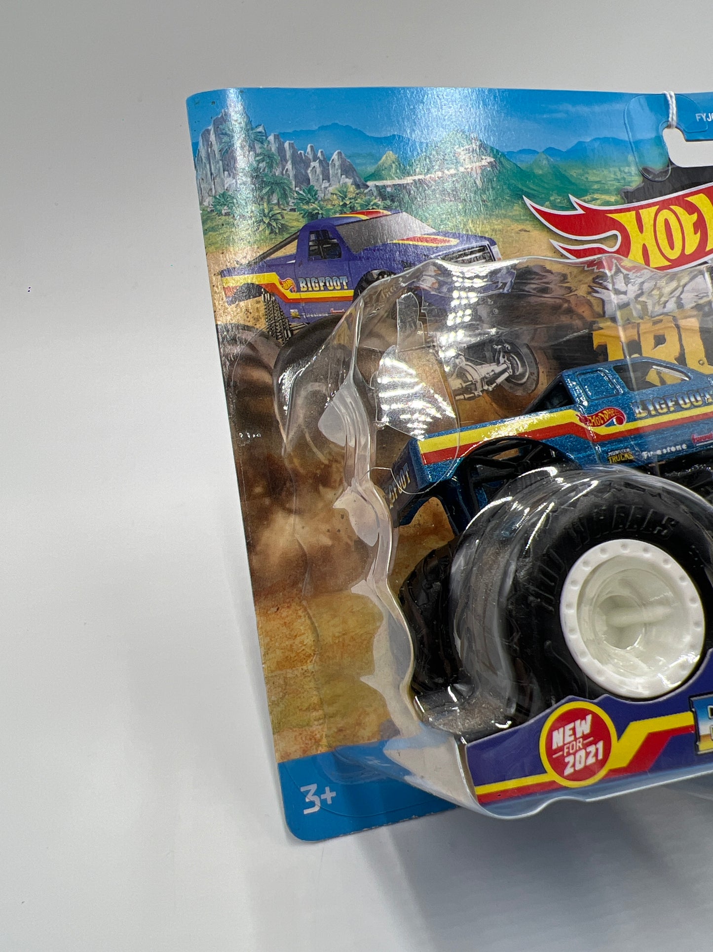 2021 Hot Wheels Monster Trucks Demolition Doubles Bigfoot Vs Snake Bite Cracked Blister