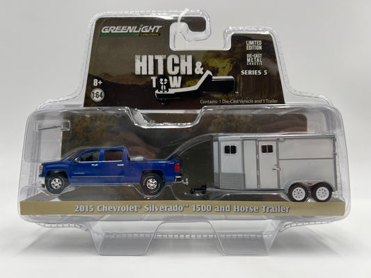 Greenlight Hitch & Tow Series 5 2015 Chevrolet Silverado 1500 and Horse Trailer