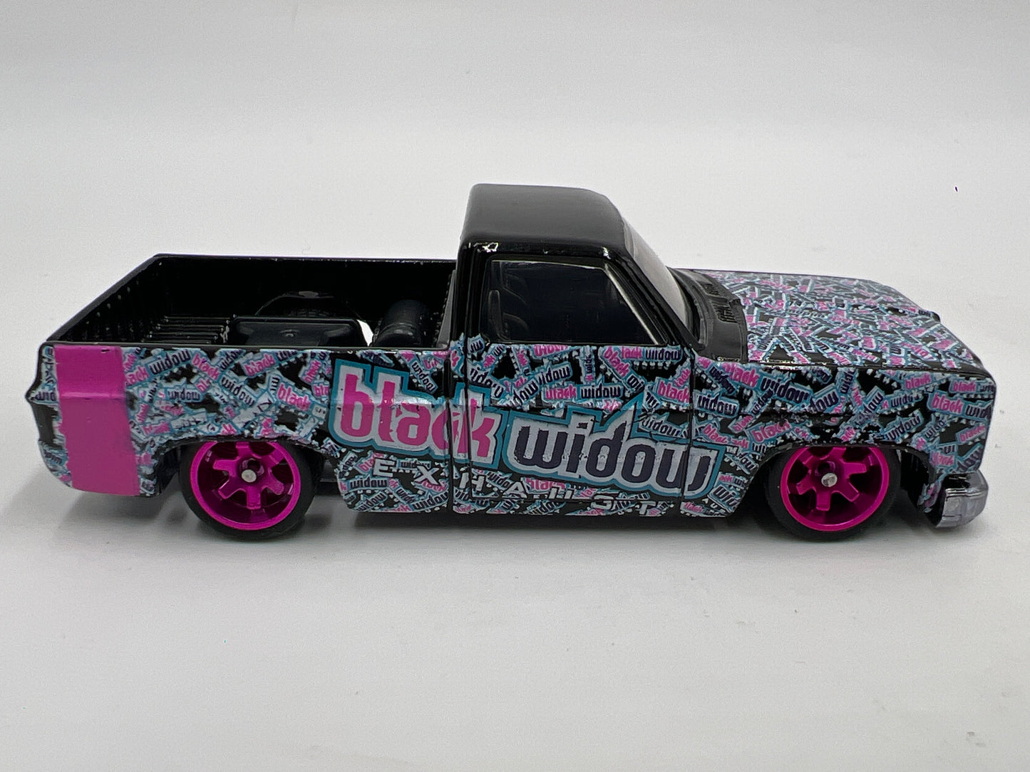 Hot Wheels 1/64 Unspun Custom 83 Chevy Silverado Black Widow Loose