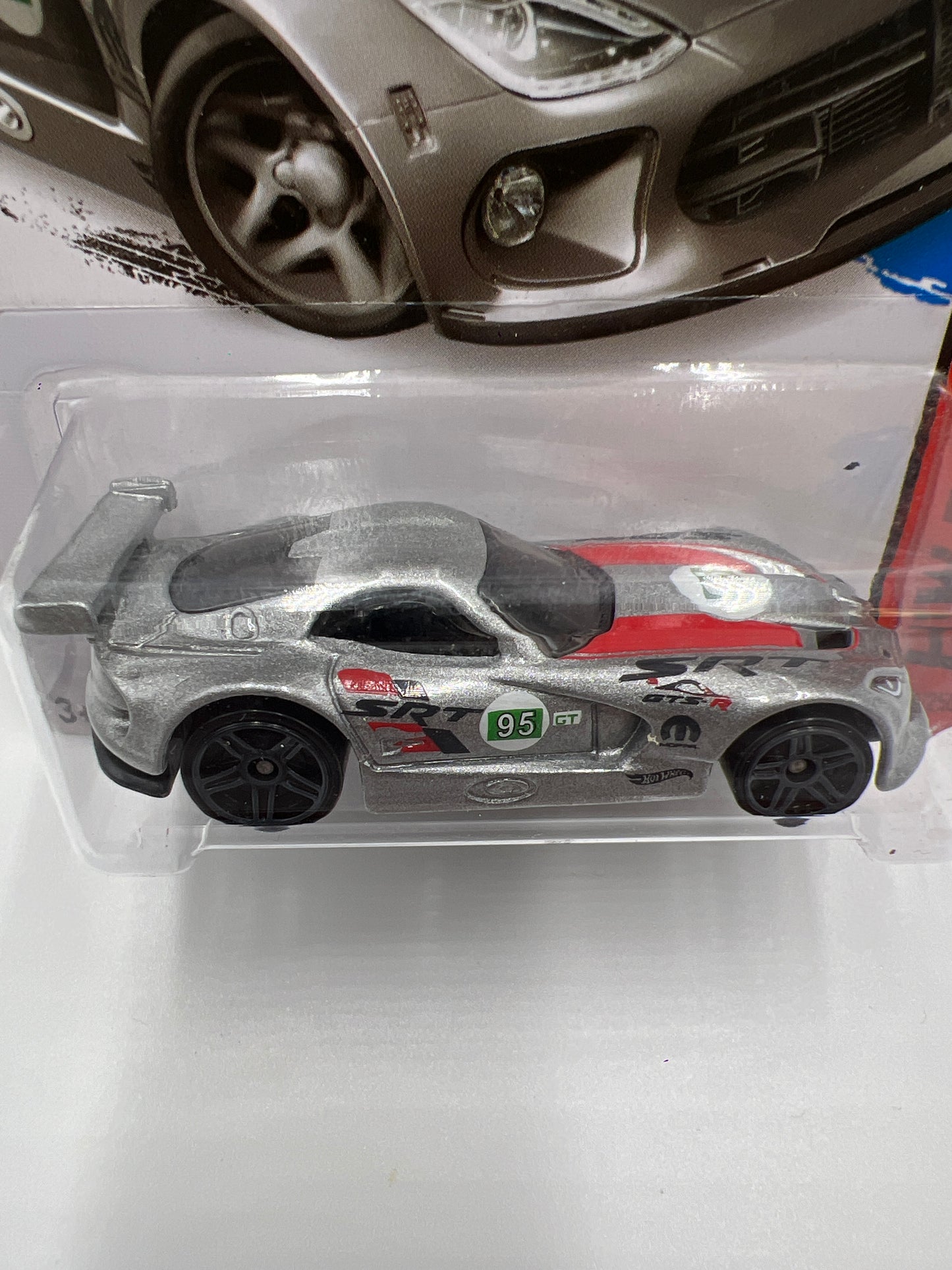 2015 Hot Wheels Race #150 SRT Viper GTS-R Silver Factory Sealed 43B