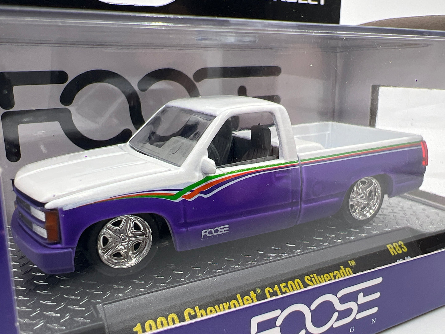 M2 Machines R83 Foose 1990 Chevrolet C1500 Silverado Purple/White