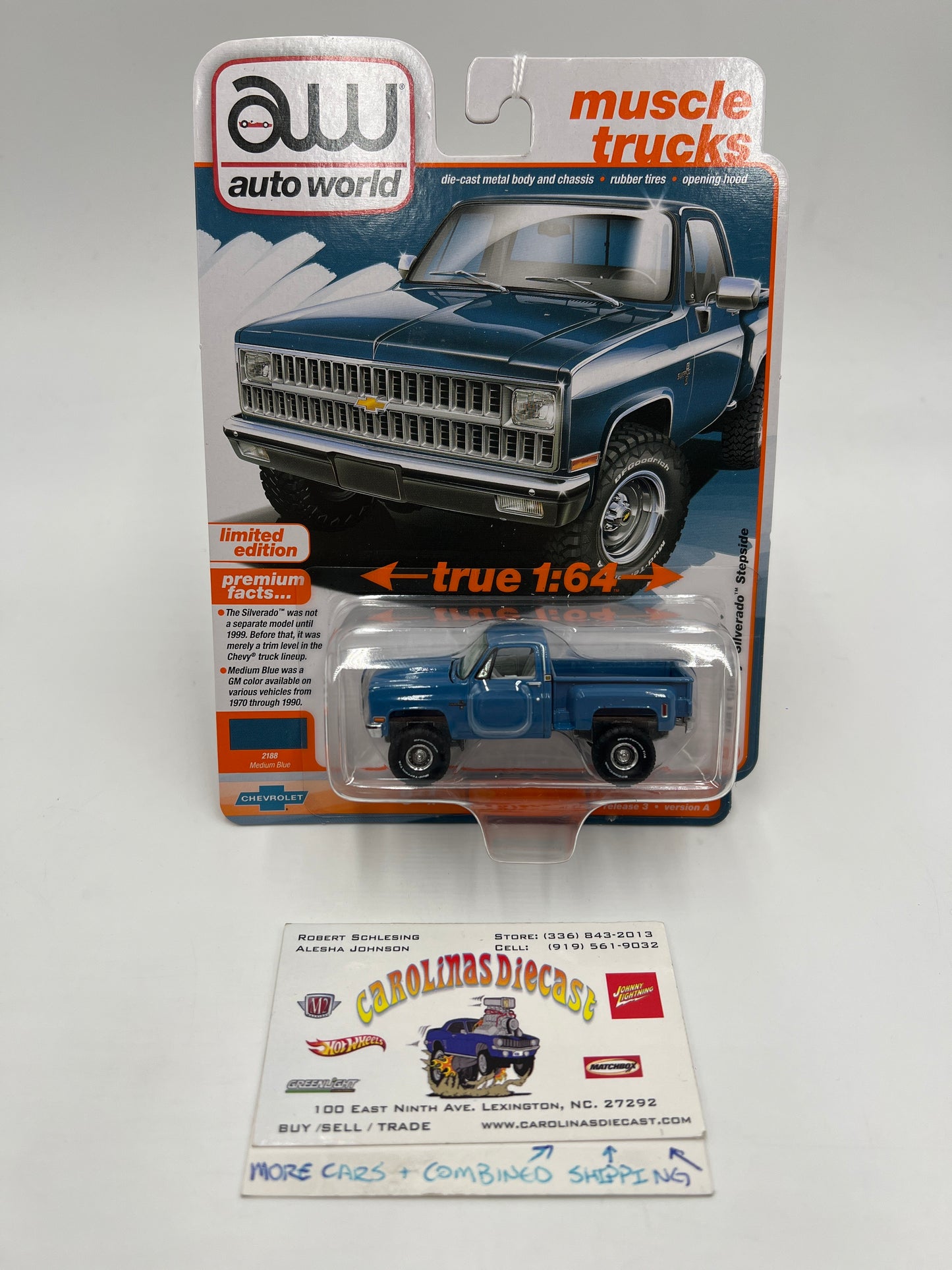 Auto World Muscle Trucks Release 3 Version A 1981 Chevy Silverado Stepside Blue 185B