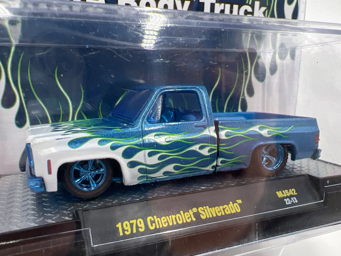 M2 Machines MiJo Exclusives CHASE 1/600 1979 Chevrolet Silverado MJS42