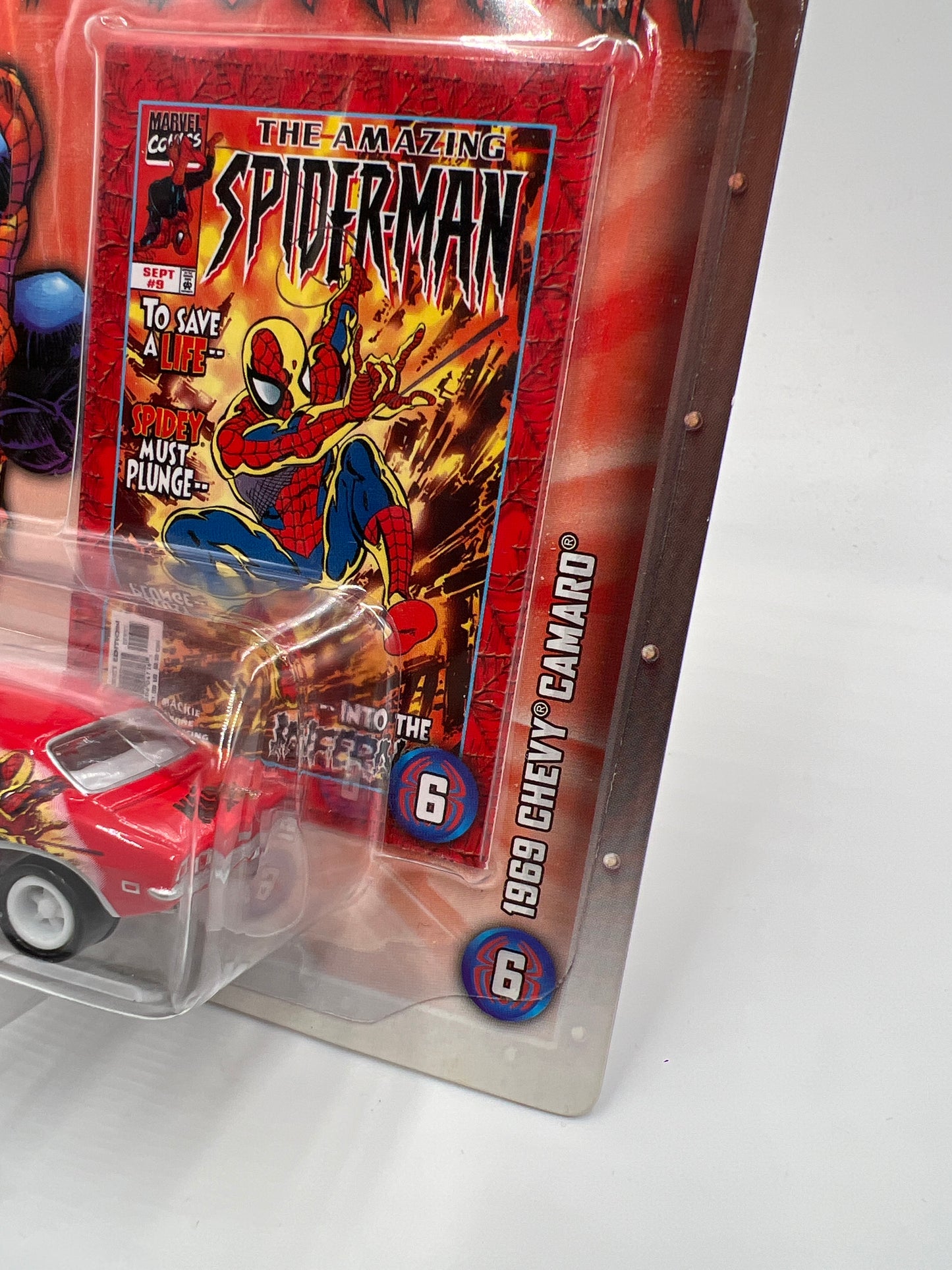 Johnny Lightning White Lightning Chase Marvel Spider-Man #6 1969 Chevy Camaro Red