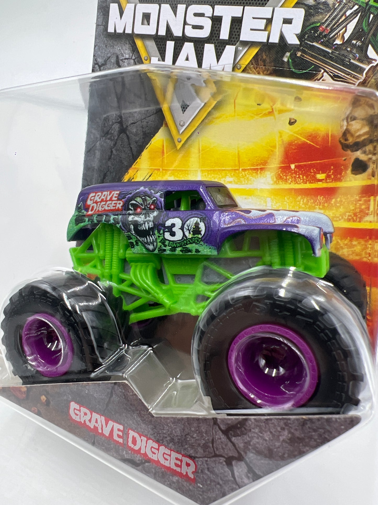 Monster Jam Series 1 Grave Digger 30th Anniversary Purple 132D