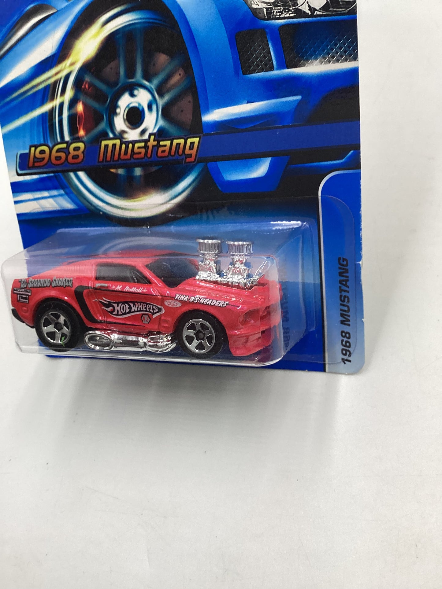 2006 Hot Wheels #128 1968 Mustang Tooned Pink 24B