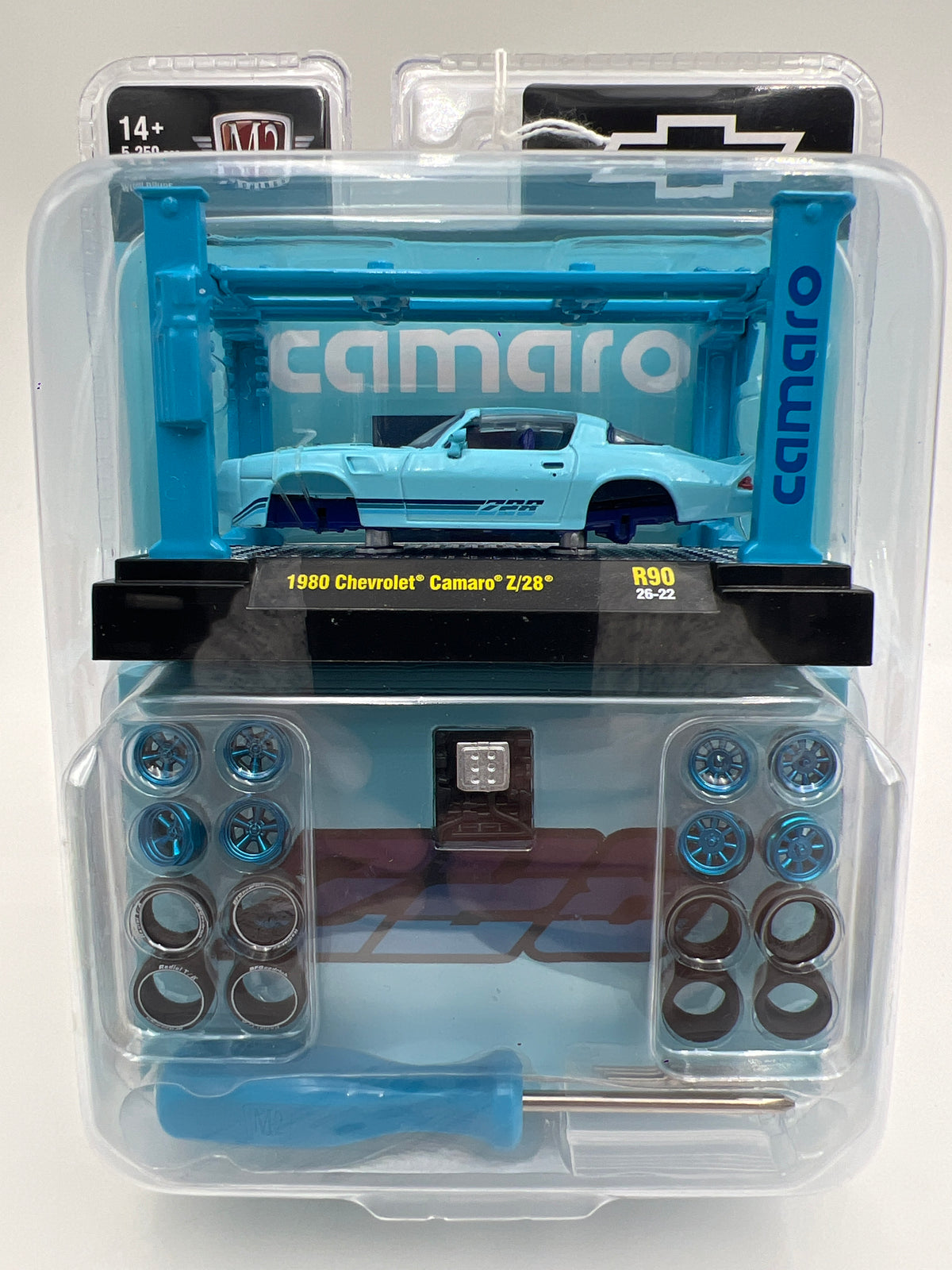 M2 Machines Model Kits R90 CHASE 1980 Chevrolet Camaro Z/28 Light Blue