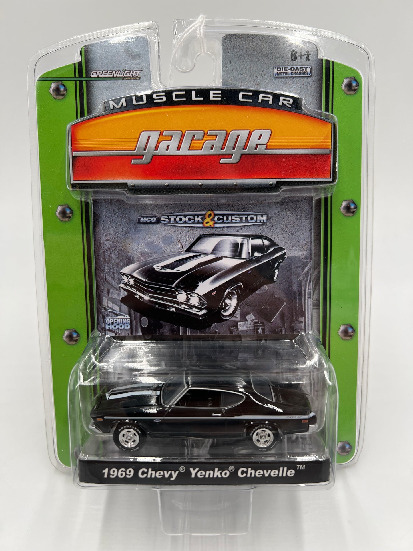 Greenlight Muscle Car Garage Series 6 1969 Chevy Yenko Chevelle Black 176E