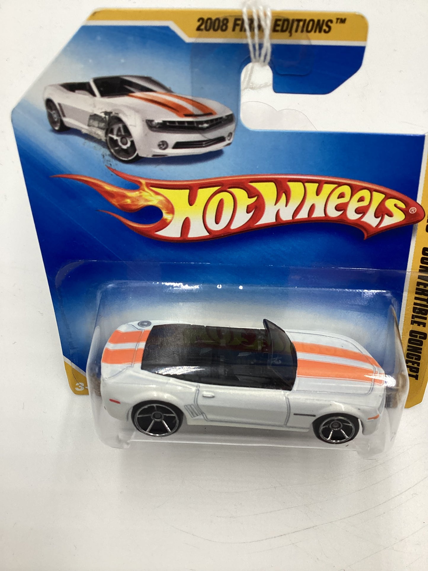 2008 Hot wheels New Models #37 Camaro Concept Convertible White Short Card 4A