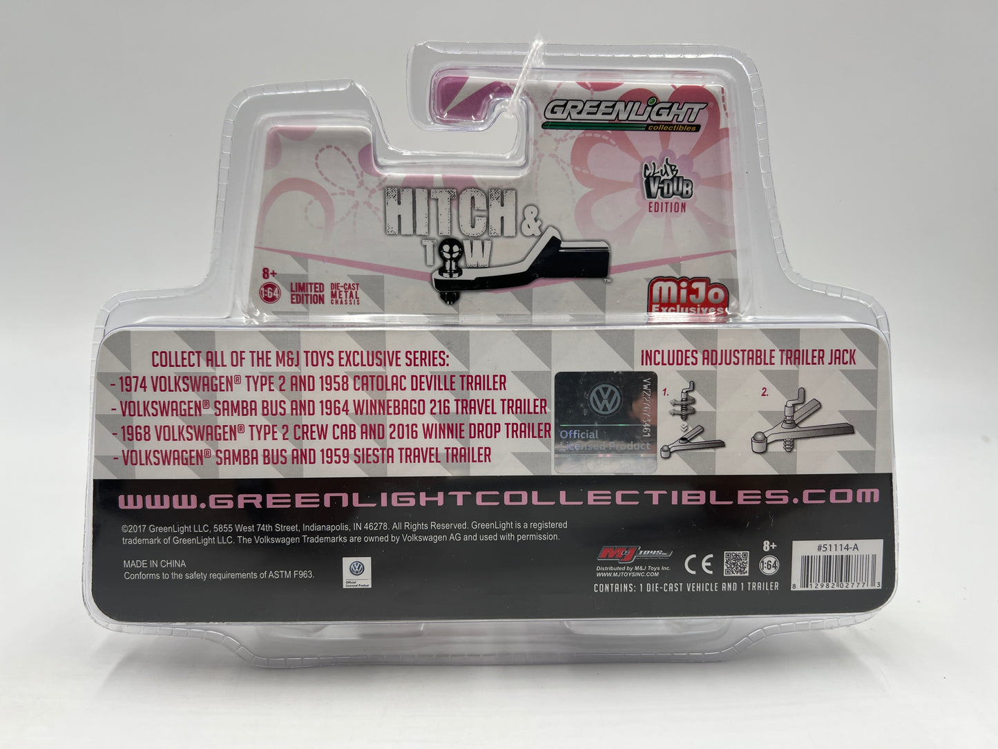 Greenlight Mijo Exclusives Hitch & Tow 1974 Volkswagen Type 2 T2 And 1958 Catolac Deville Trailer Pink VHTF