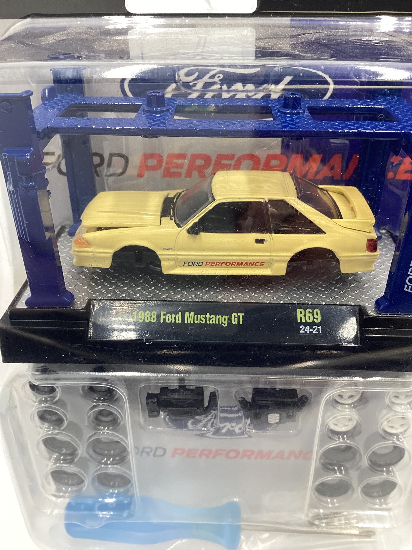 M2 Machines Model Kit Ford Performance 1988 Ford Mustang GT Yellow R69 201F