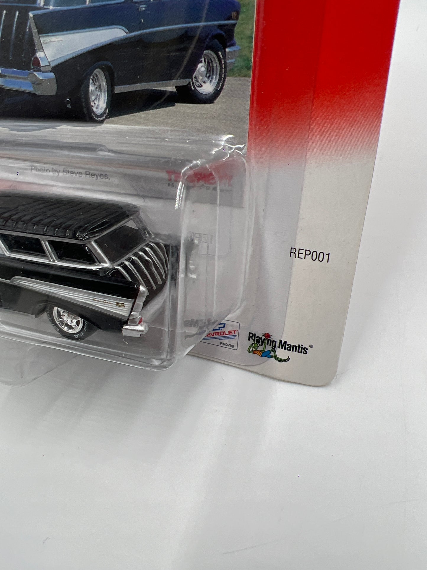 Johnny Lightning Tri-Chevy 1957 Chevy Nomad Black 219F