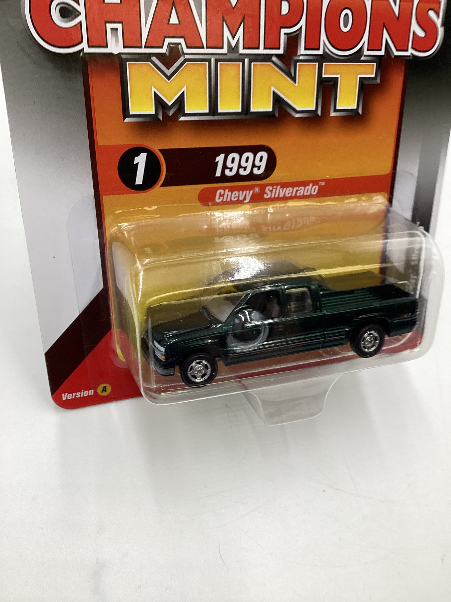 Racing Champions Mint #1 Release 1 Version A 1999 Chevy Silverado Green