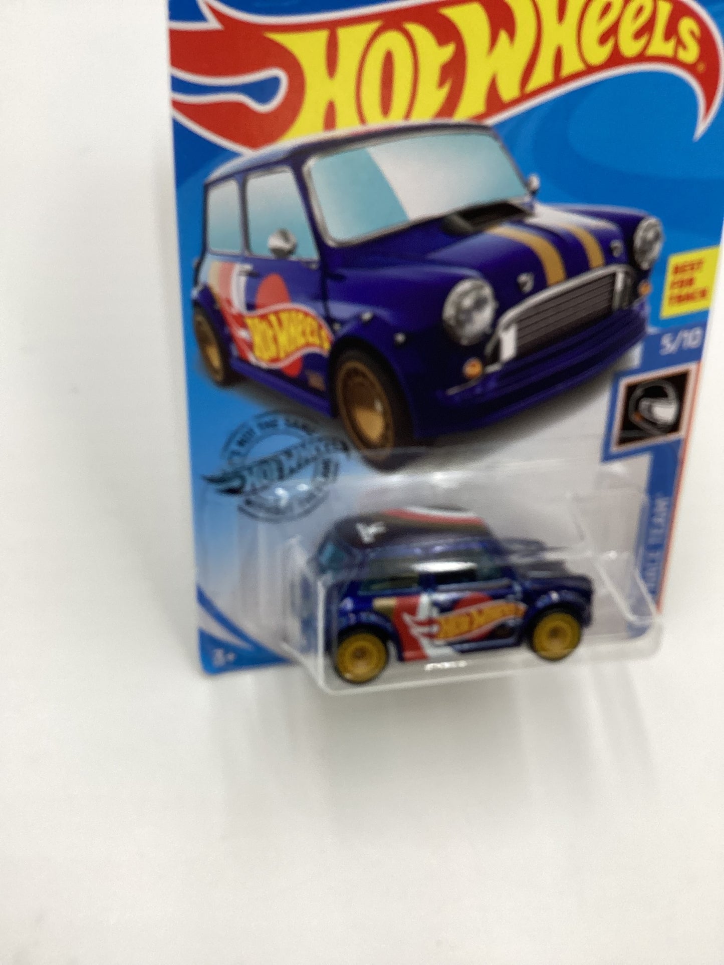 2019 Hot Wheels Super Treasure Hunt #242 Morris Mini W/Protector