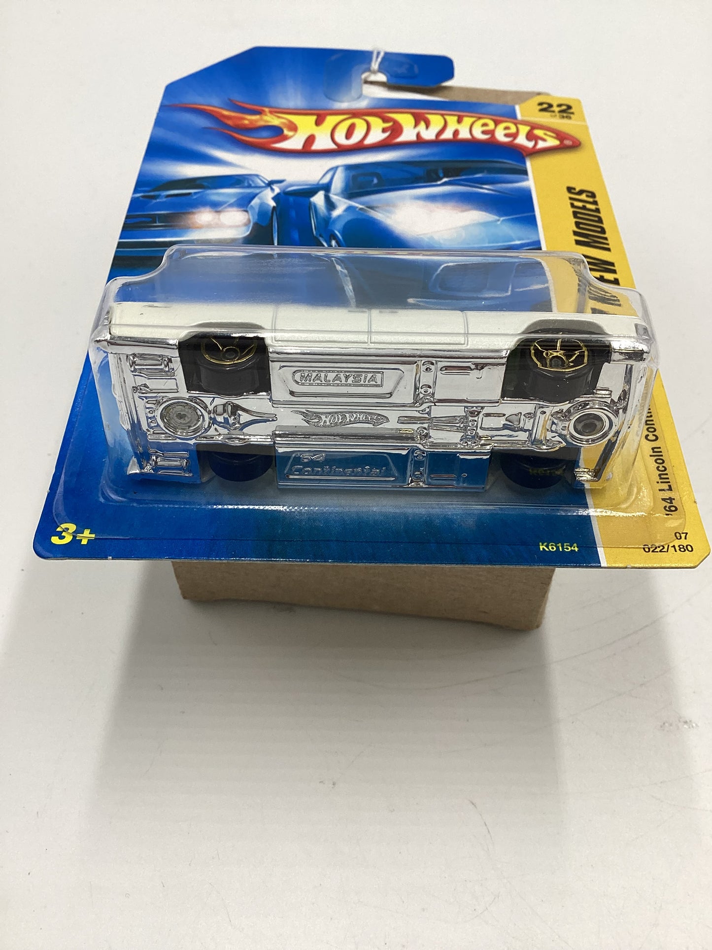 2007 Hot Wheels New Models #22 64 Lincoln Continental White 59E