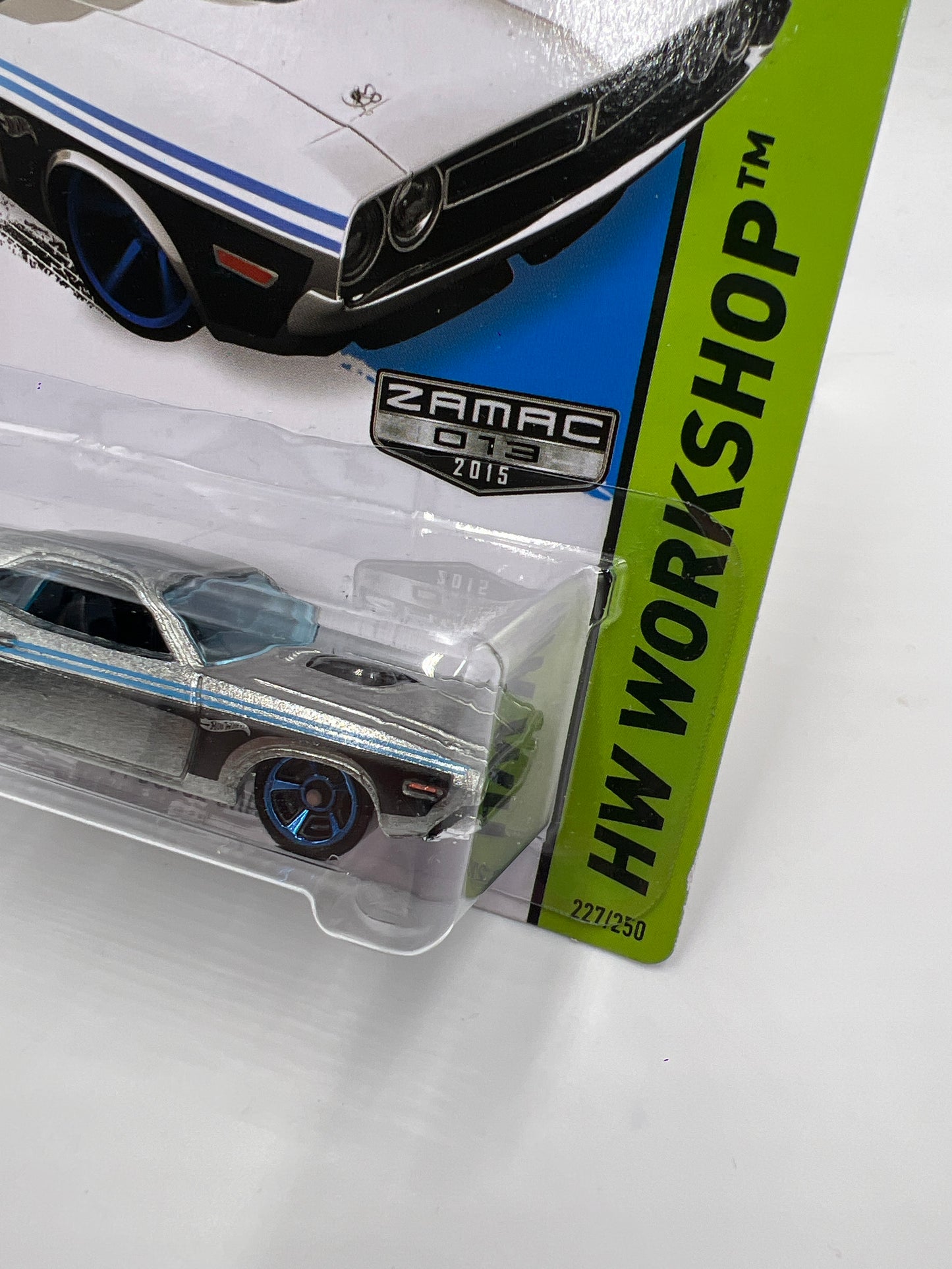 2015 Hot Wheels Walmart Exclusive Zamac 13 #227 71 Dodge Challenger 148E