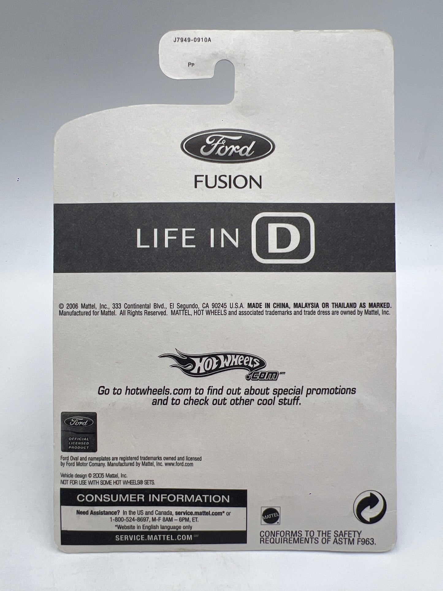 Hot Wheels Life In D Ford Dealer Promo 2006 Ford Fusion Red W/Protector