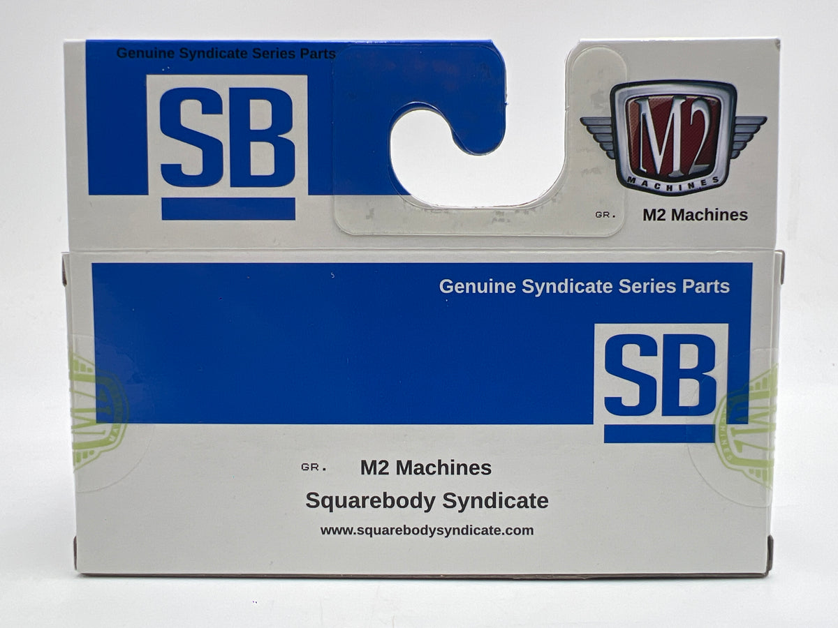 M2 Machines WMTS23 Squarebody Syndicate 1975 GMC Jimmy Sierra Dark Blue