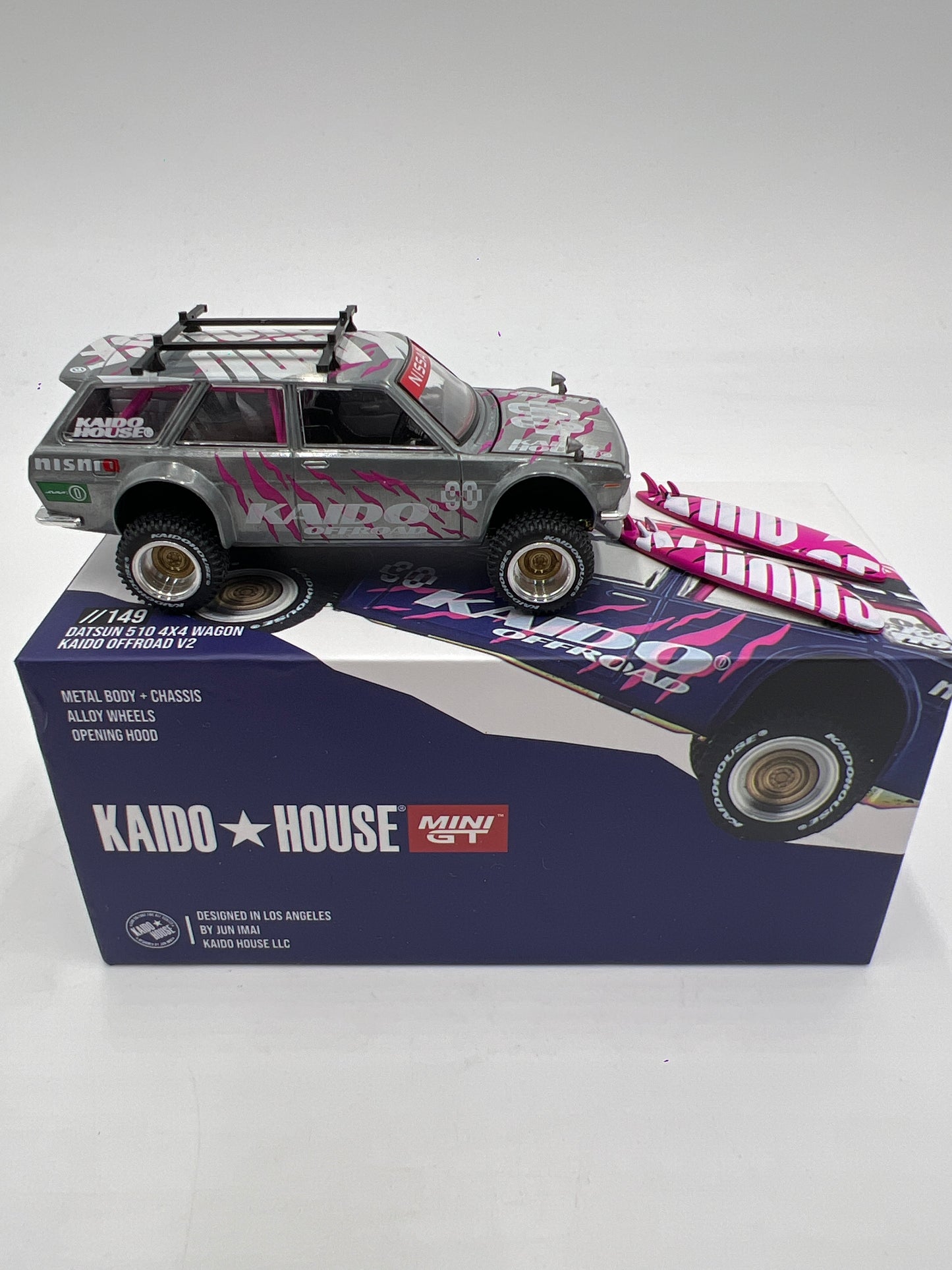 Mini GT x Kaido House #149 CHASE Datsun 510 4x4 Wagon Kaido Off-road V2 W/Surfboards