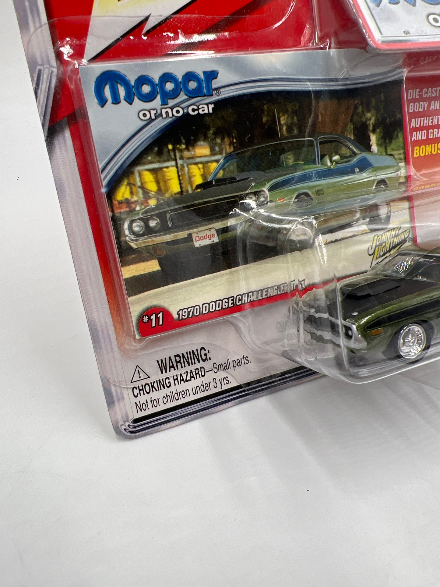 Johnny Lightning Mopar Or No Car #11 1970 Dodge Challenger TA Green 219D