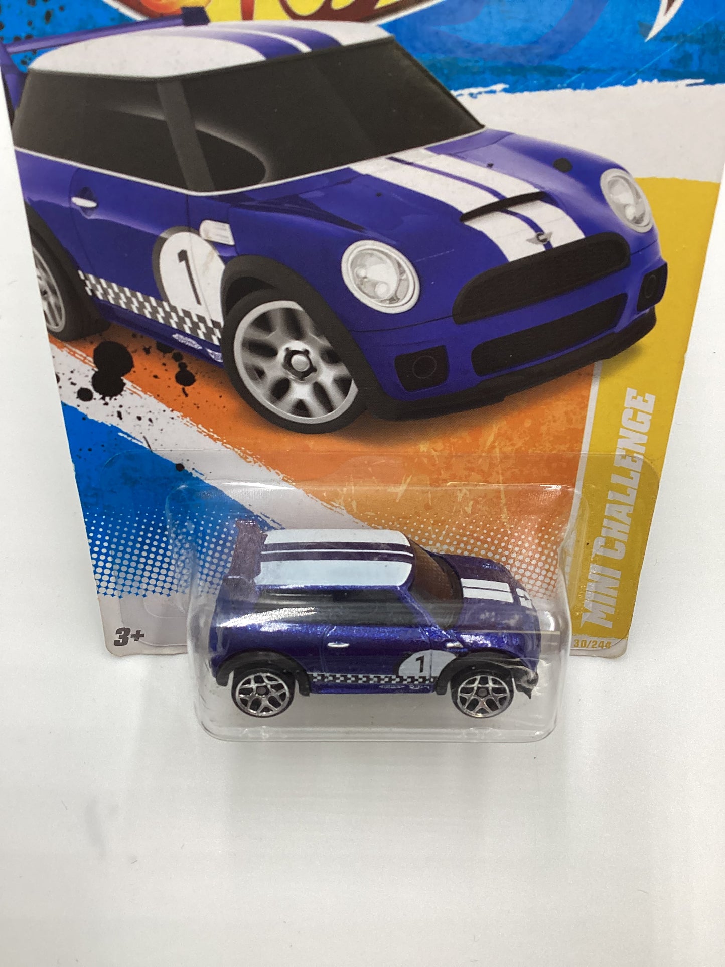 2011 Hot Wheels #30 Mini Challenge Blue