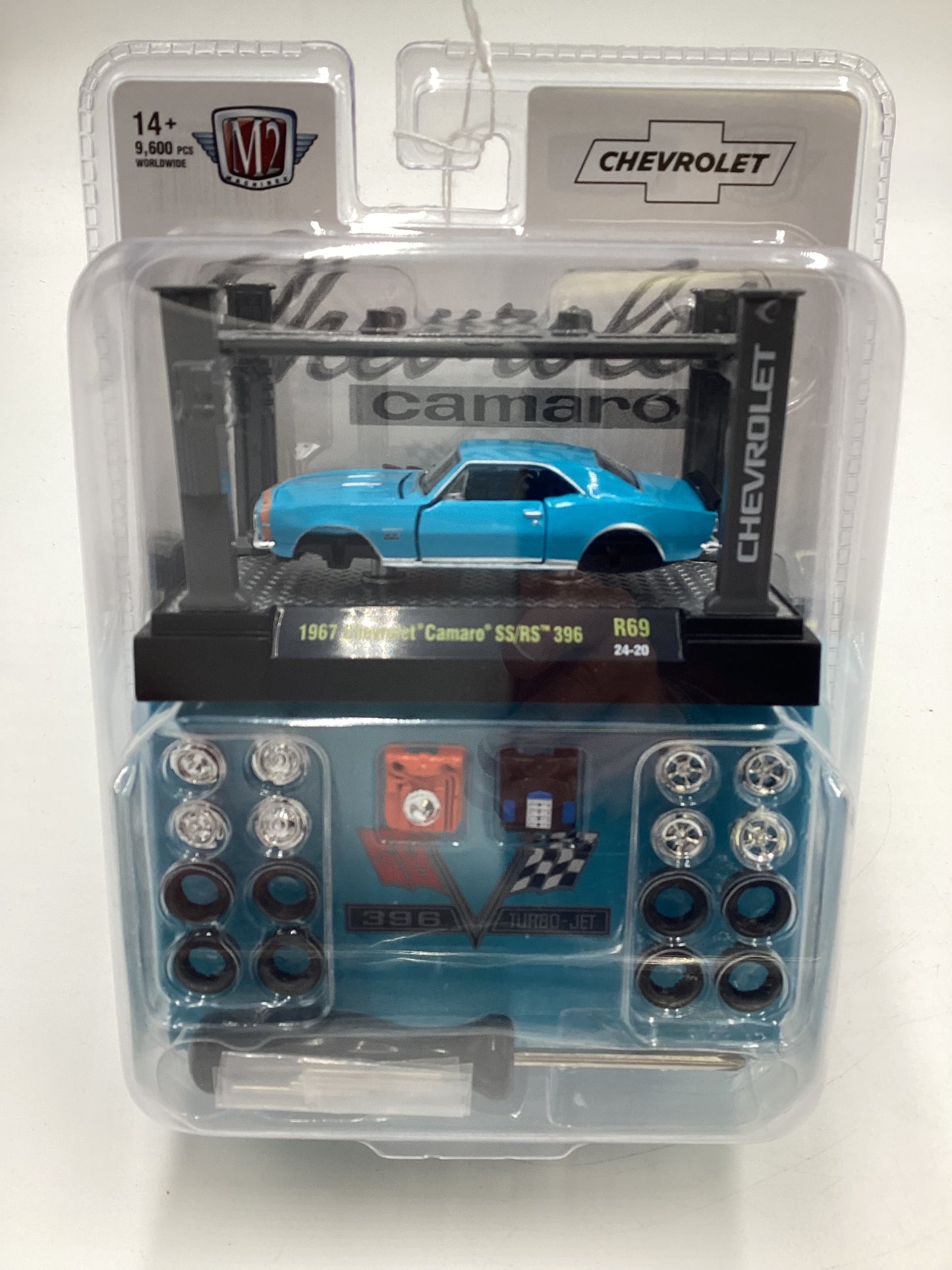 M2 Machines Model Kit 1967 Chevrolet Camaro SS/RS 396 Light Blue R69 201H
