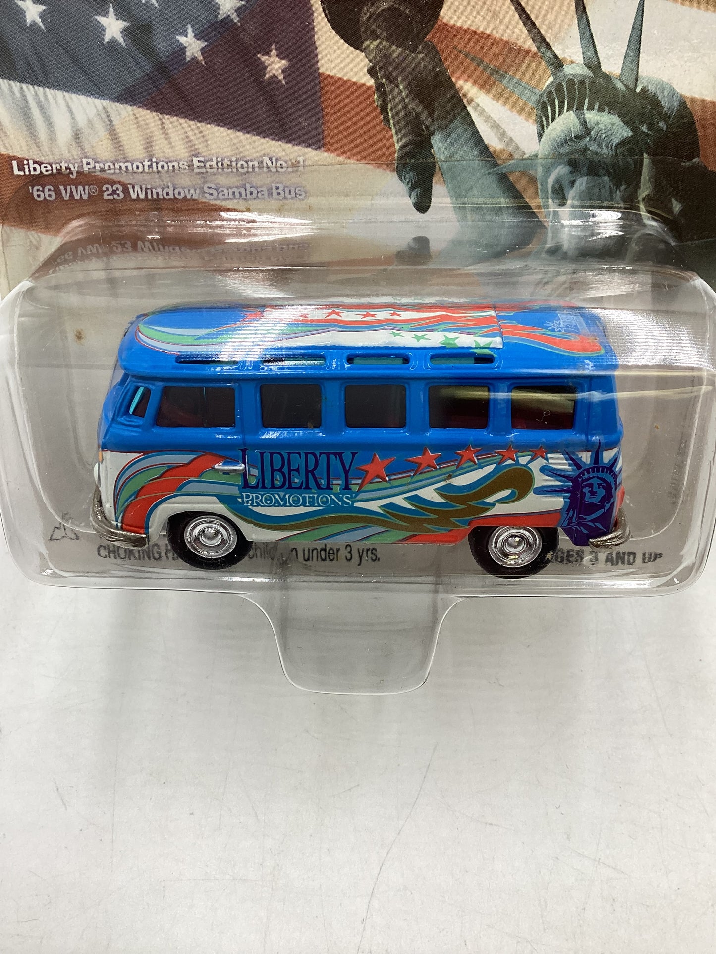 Johnny Lightning Liberty Promotion Edition No. 1 66 Volkswagen 23 Window Samba Bus with protector