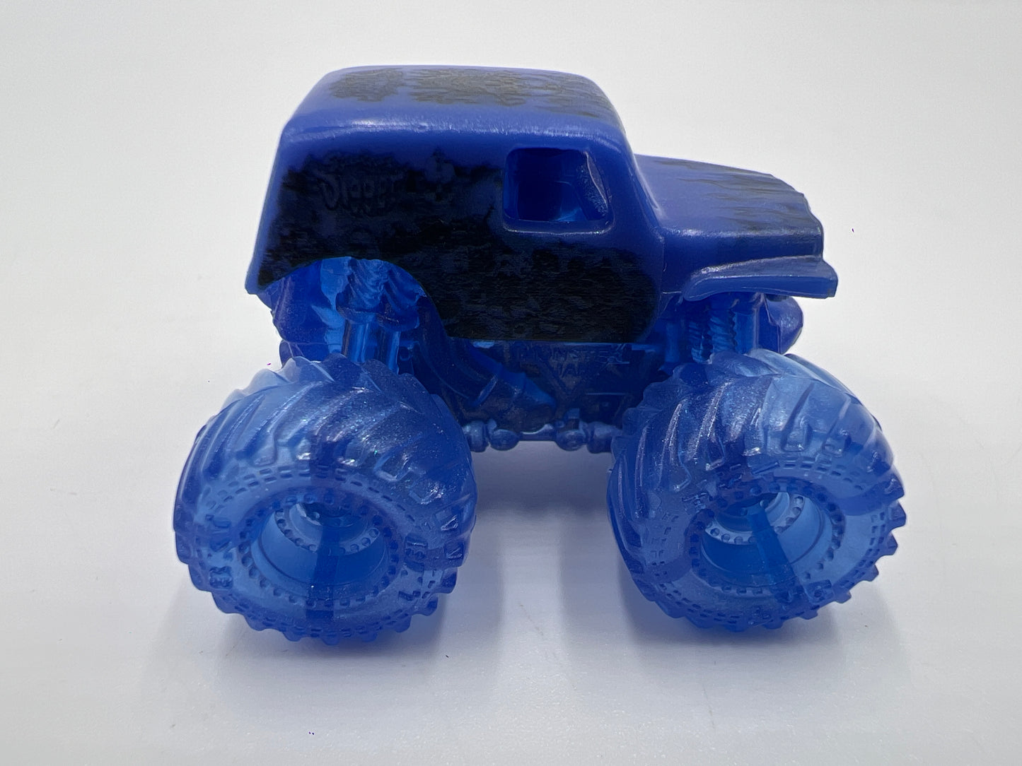 2025 Monster Jam Mini Series 18 CHASE #191 Grave Digger