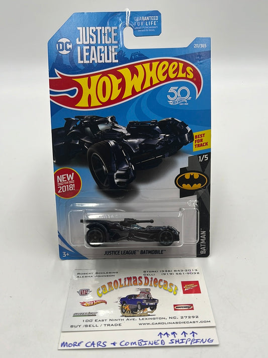 Hot Wheels 2018 Justice League Batmobile #211 121G
