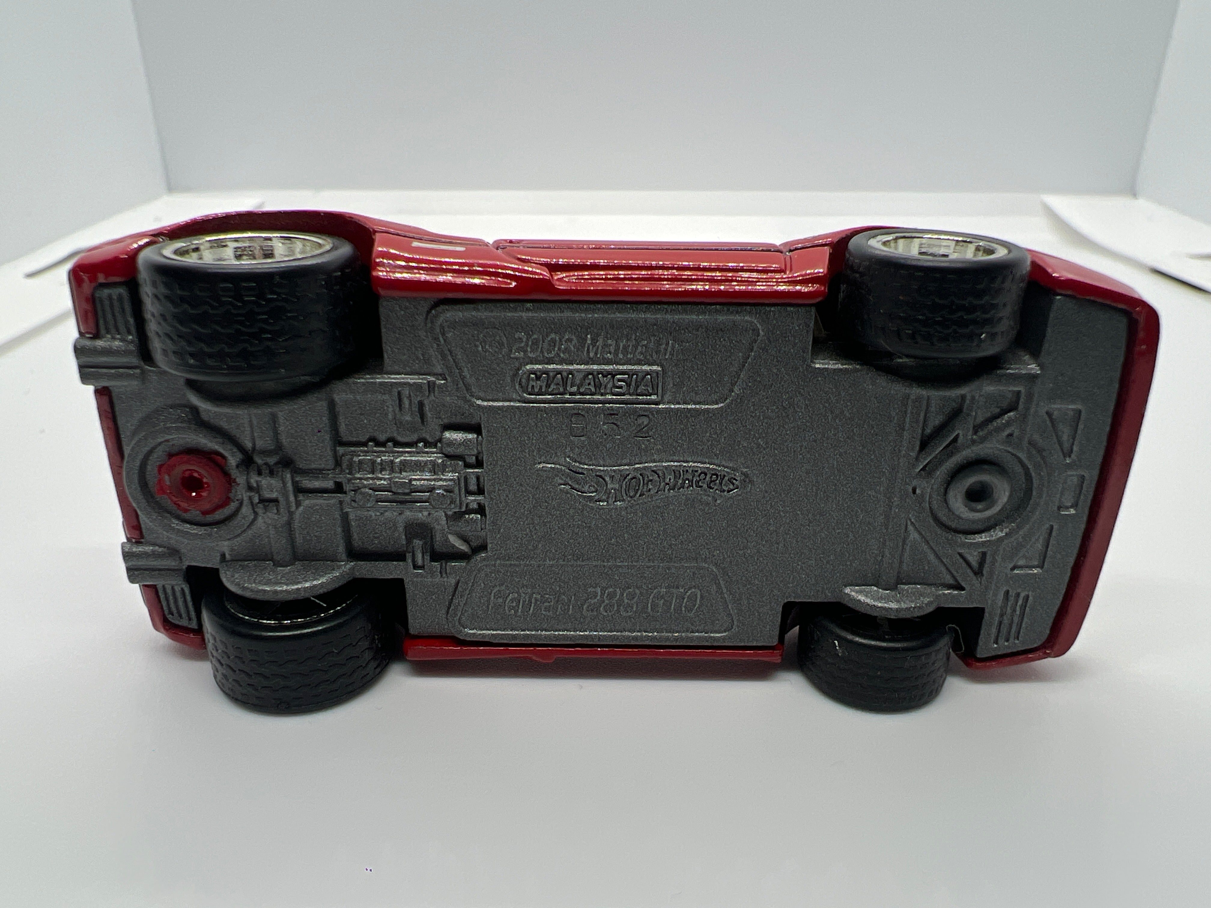 ホットウィール フェラーリ 288 GTO フィルズ ガレージ シリーズ Hot Wheels Garage Ferrari 288 GTO yellow chase | Hot Wheels