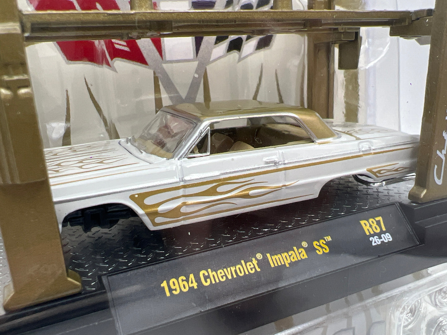 2026 M2 Machines R87 Model Kits 1964 Chevrolet Impala SS White/Gold 203G