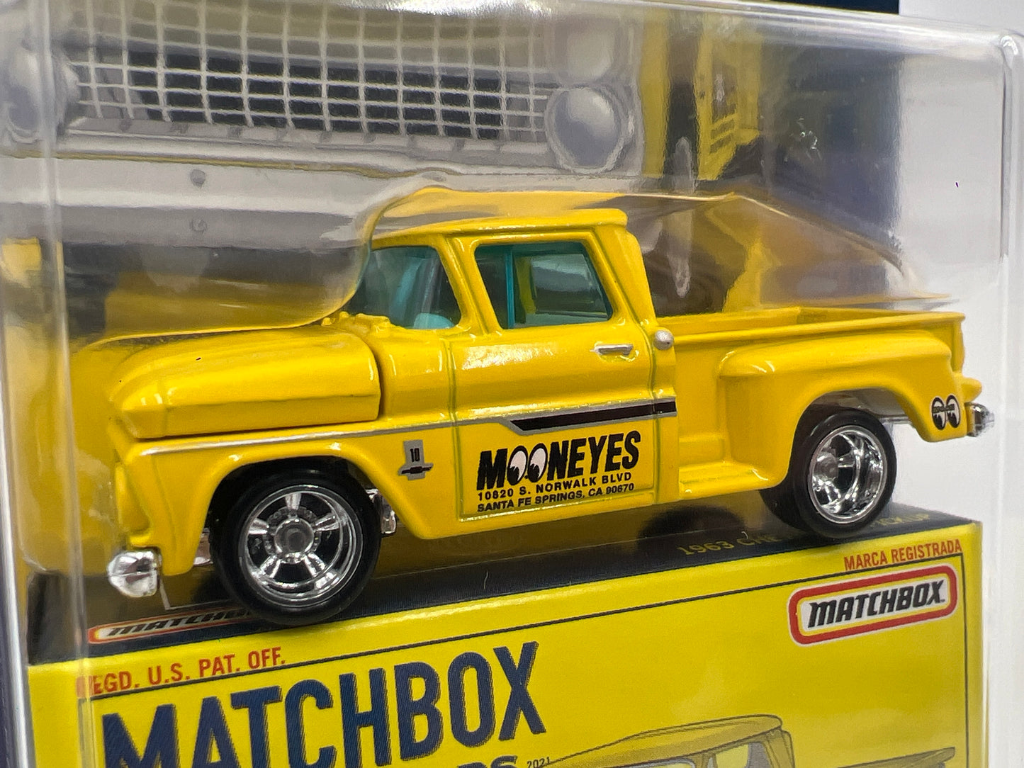 Matchbox Collectors #3 1963 Chevy C/10 Pickup Yellow Mooneyes
