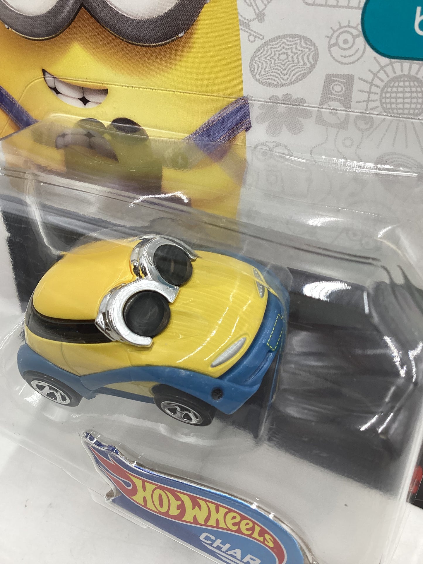 2018 Hot Wheels Character cars Minions Bob 4/6 111A