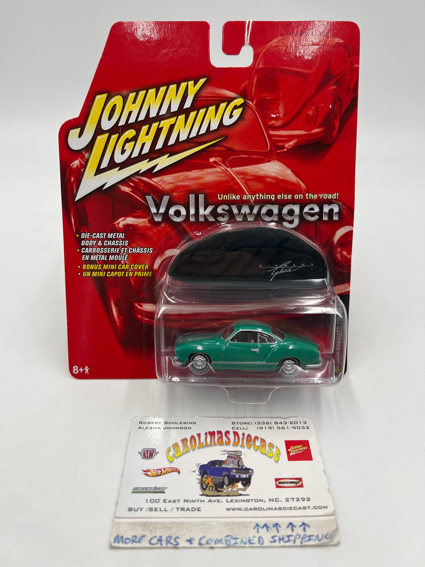 Johnny Lightning Volkswagen 1965 Karmann Ghia Green 220B