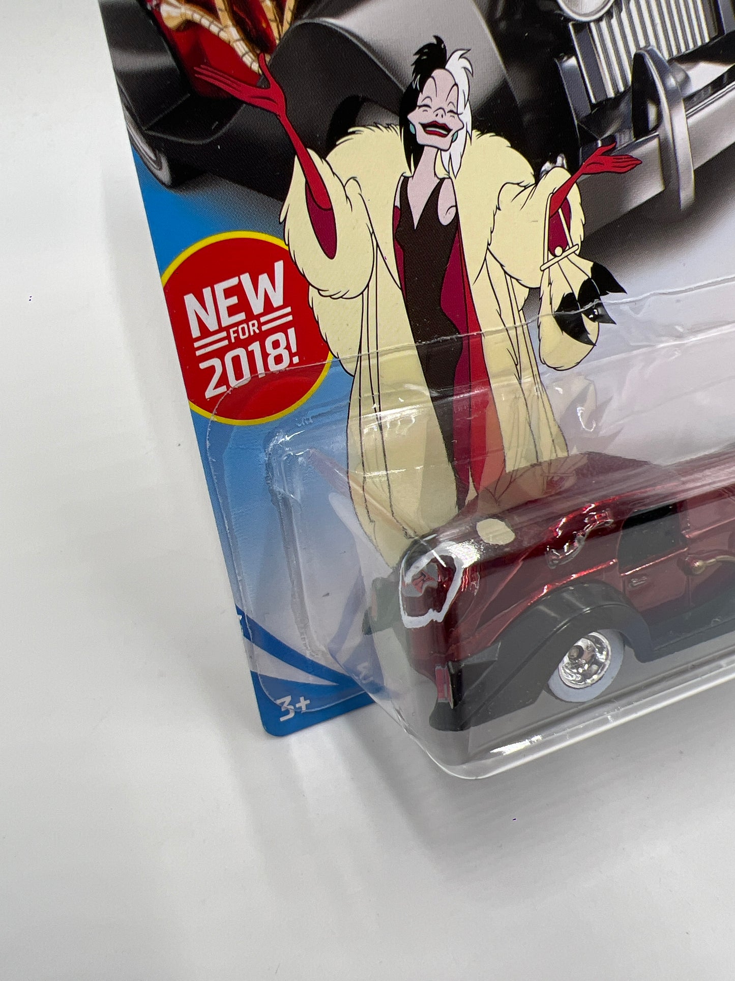 2018 Hot Wheels Factory Sealed Super Treasure Hunt Cruella De Vil Red W/Protector