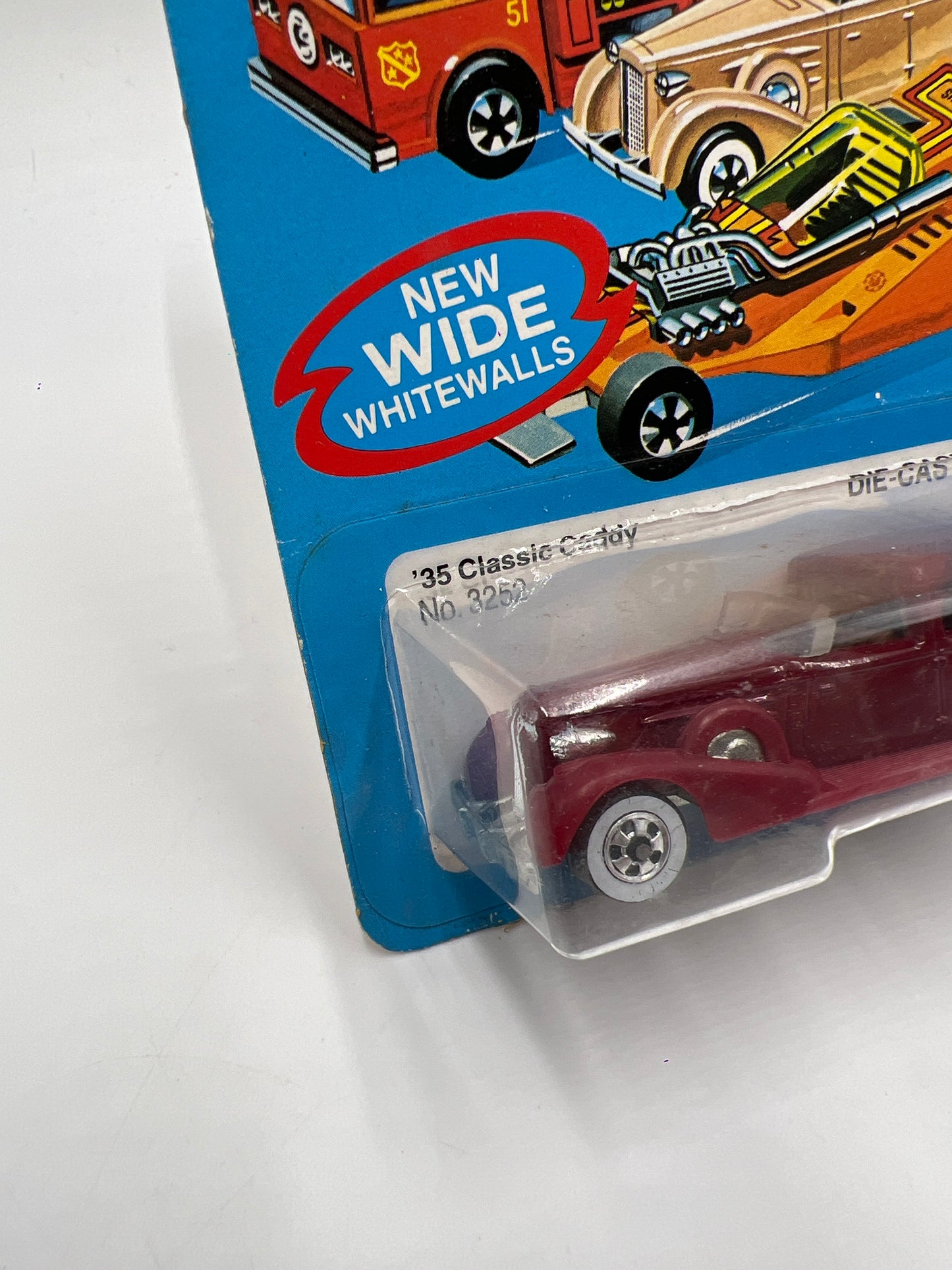 Hot Wheels Original 1982 #3252 35 Classic Caddy Burgundy W/Protector