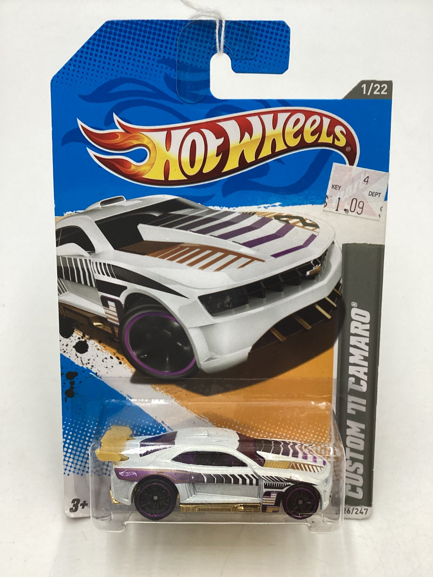 2012 Hot Wheels #226 White Custom 11 Camaro 9i