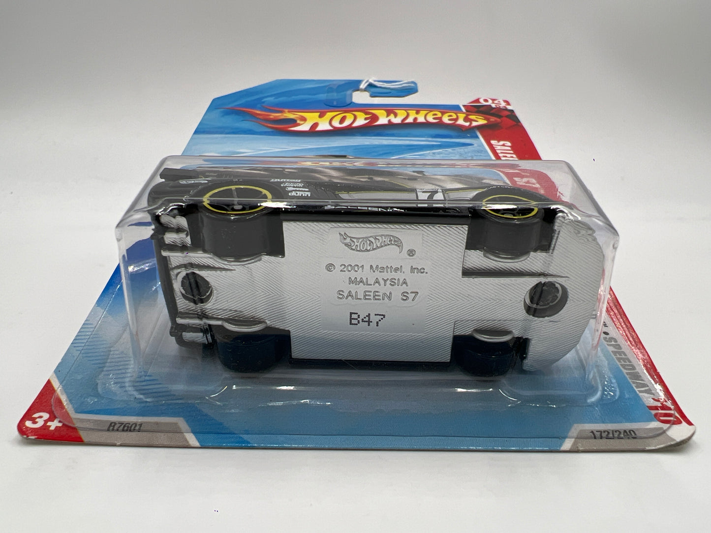 2010 Hot Wheels HW Race World #172 Saleen S7 Black 24A