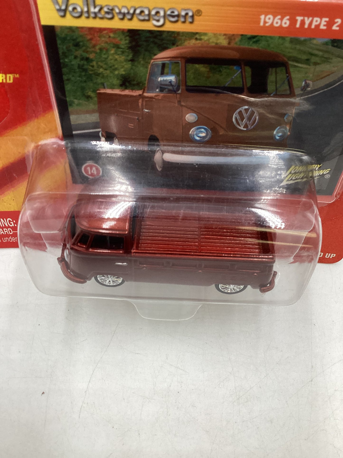 Johnny Lightning Volkswagen Series 1966 Type 2 Pickup 220B