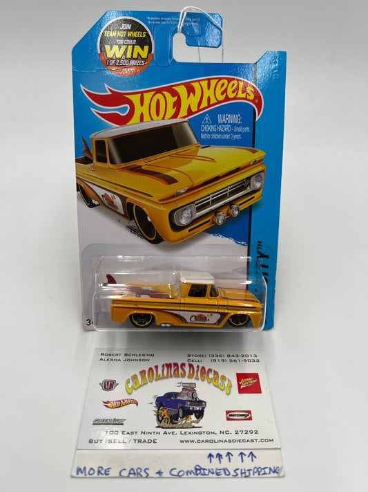 2015 Hot Wheels City #72 Custom 62 Chevy Yellow (Card Not Perfect) 16D
