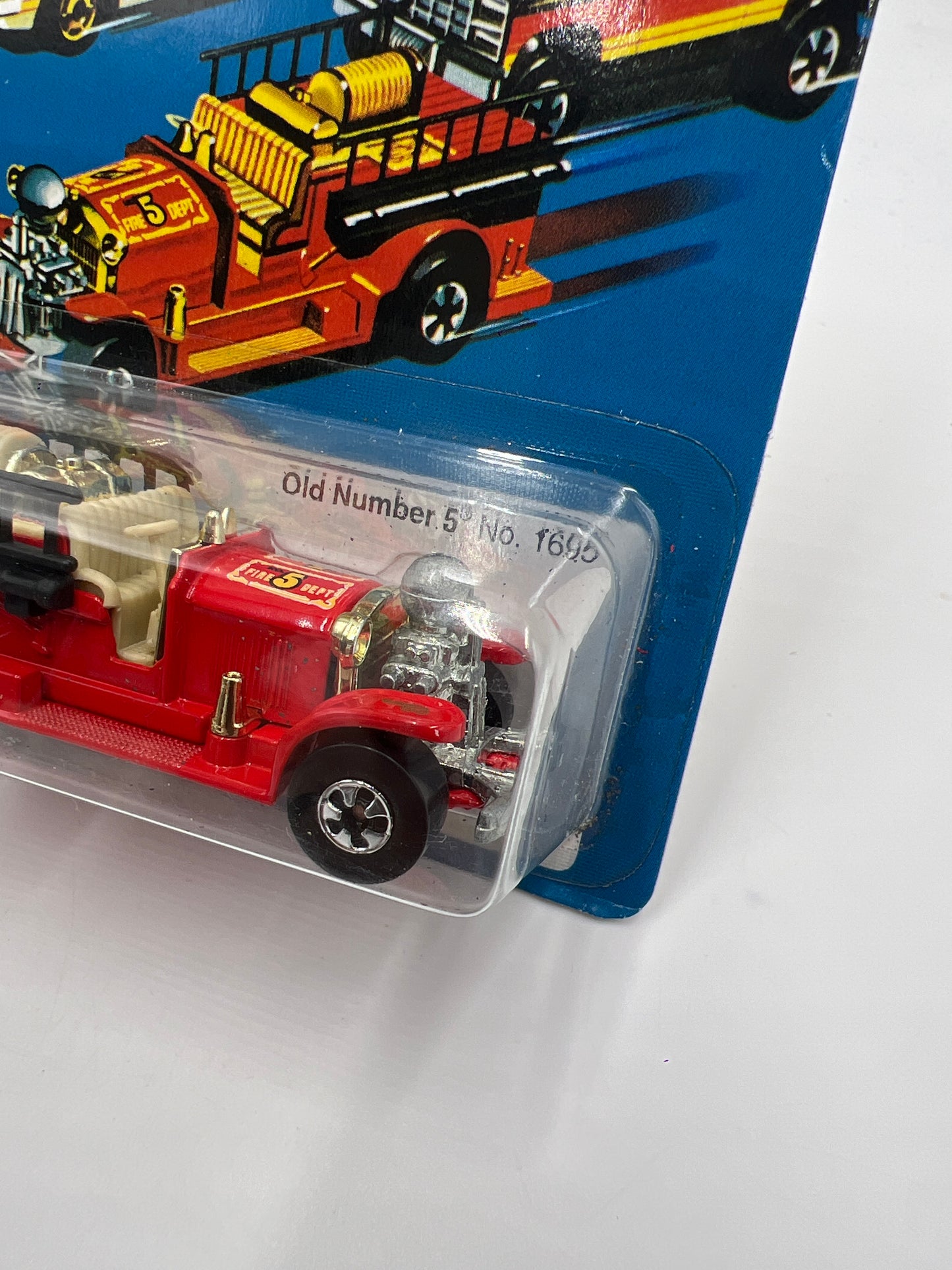 Hot Wheels 30 Years 1981 Authentic Commemorative Replica Old Number 5 Red
