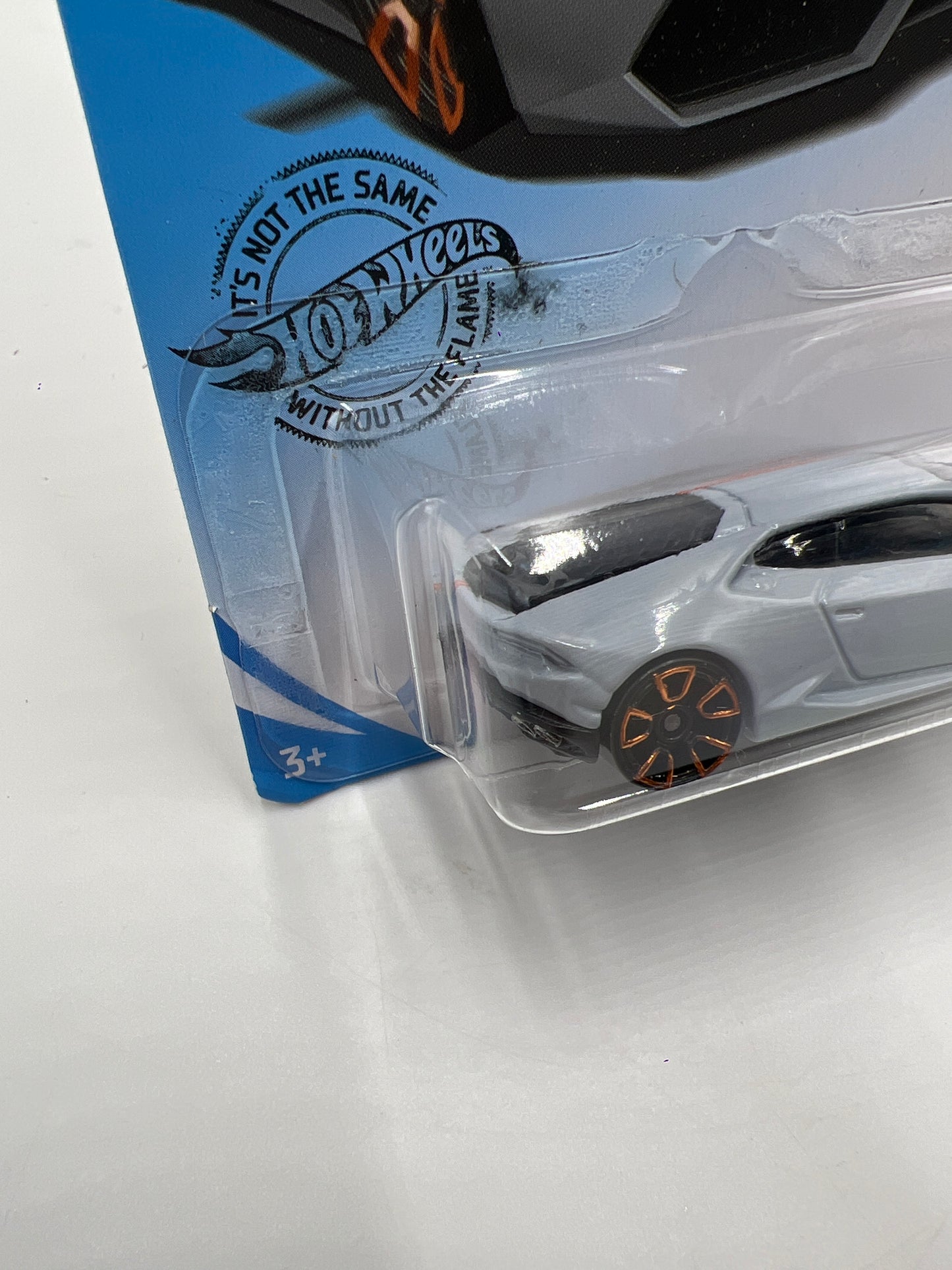 2019 Hot Wheels Factory Fresh #245 Lamborghini Huracan Light Gray 101E